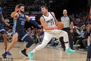 荣耀的标杆 荣耀的标杆