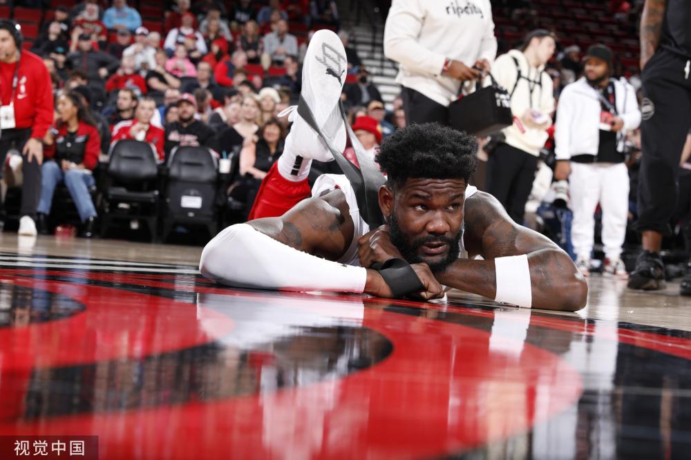 占据了比赛 占据了比赛