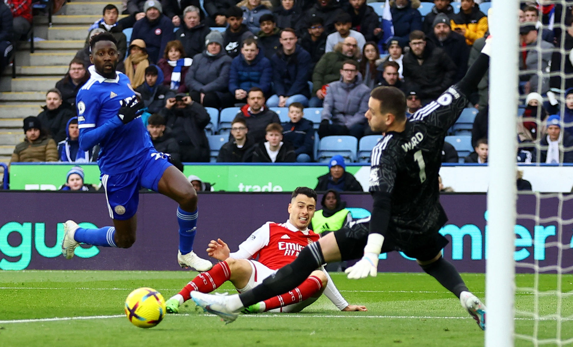 挑战强权的 挑战强权的