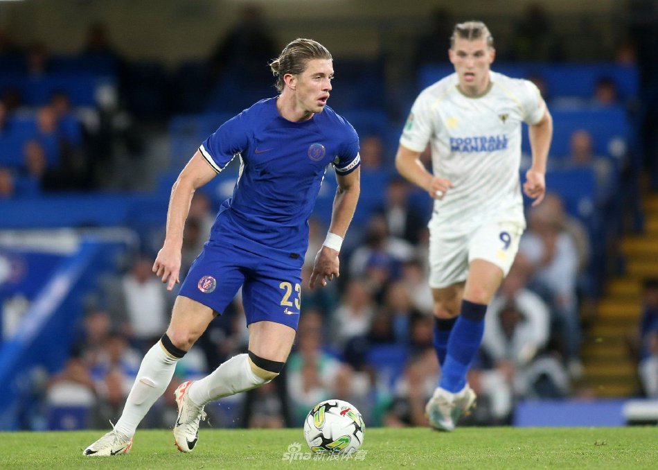 何影响俱乐 何影响俱乐